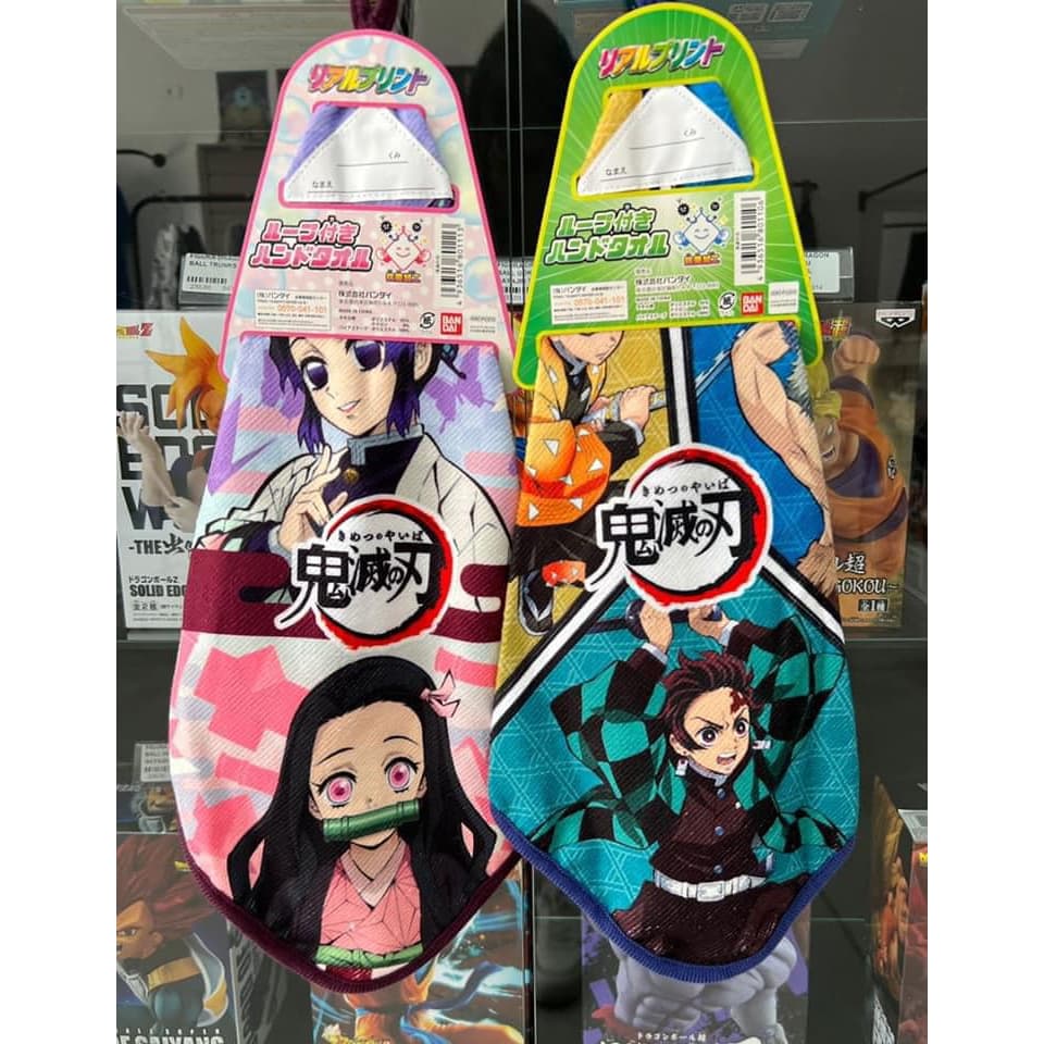 Toalha de Mão Demon Slayer Kimetsu no Yaiba Com Laço e Crachá.