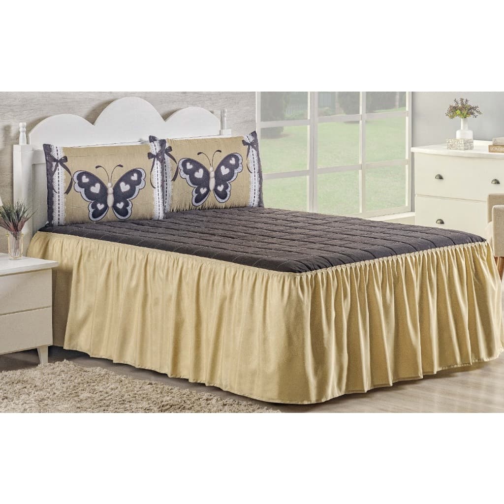 Kit Colcha Cobre Leito Cama Casal Padrão Bordado Borboleta 03 Peças Duas Cores Tabaco e Avelã  com Babado