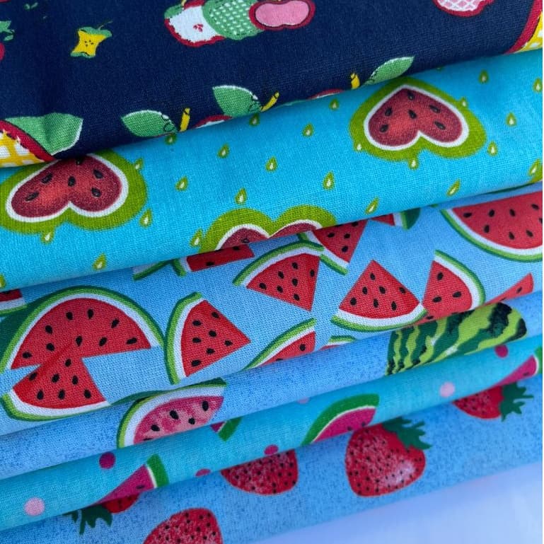 Tecido Tricoline 100% Algodão 1,00X1,50m  Frutas Variedades Qualidade Vestidos, Morango melancia