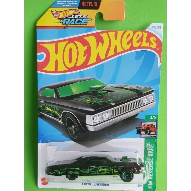 HOT WHEELS LATIN LOWRIDER LACRADO NA CARTELA ESCALA 1.64 TAMANHO 7CM