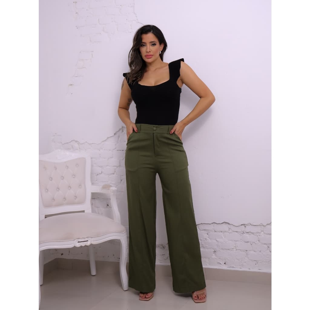 Calça pantalona linho com elastano com bolso e botão zíper