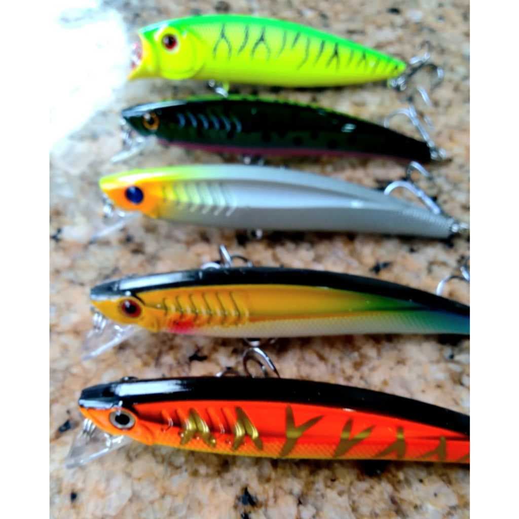 Kit Pesca com 2 Iscas Artificiais Meia Água Dourado Robalo Traíra Aruanã Tucunaré