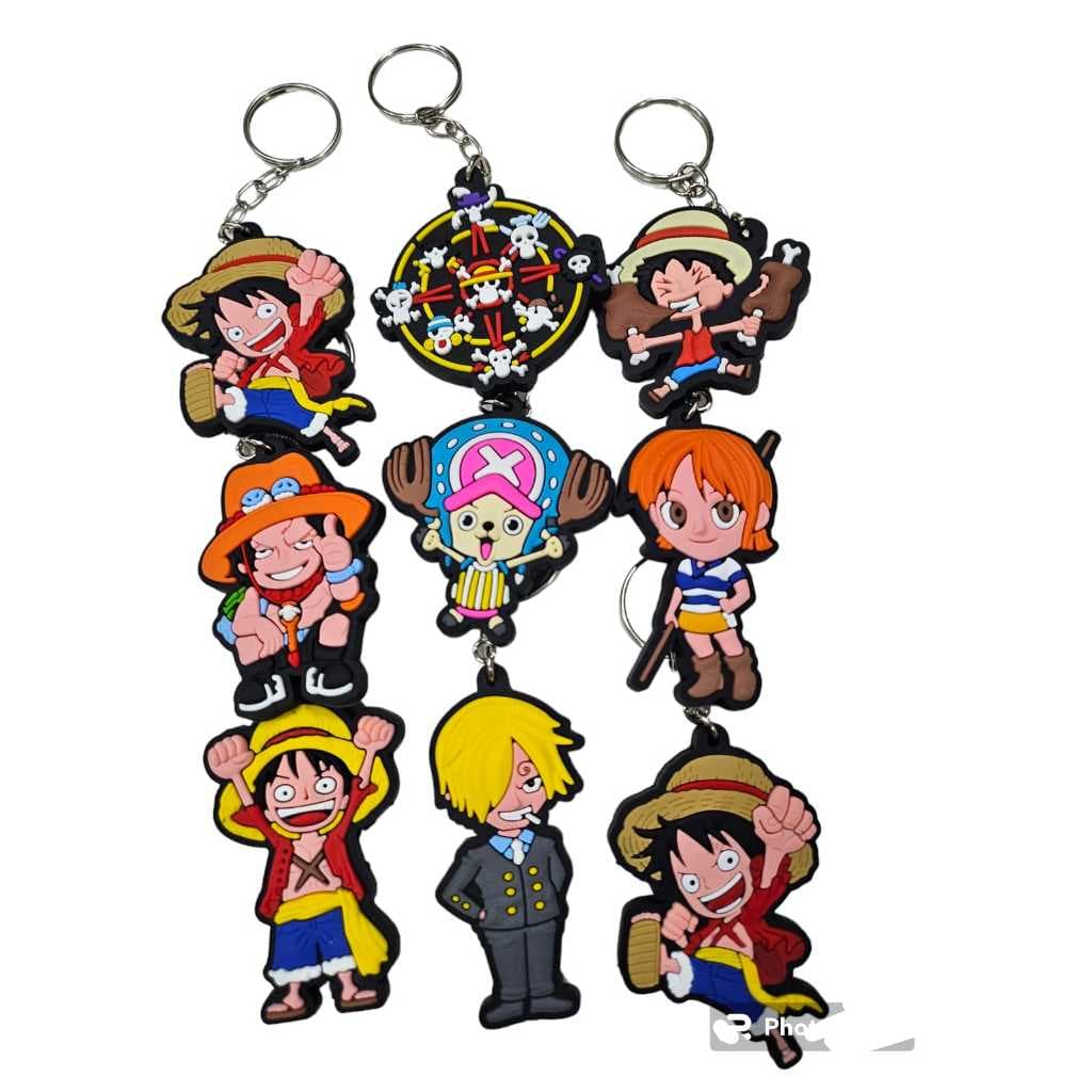 Kit com 24  peças  lindos chaveiros de alta qualidade emborrachados do  ONE PIECE.