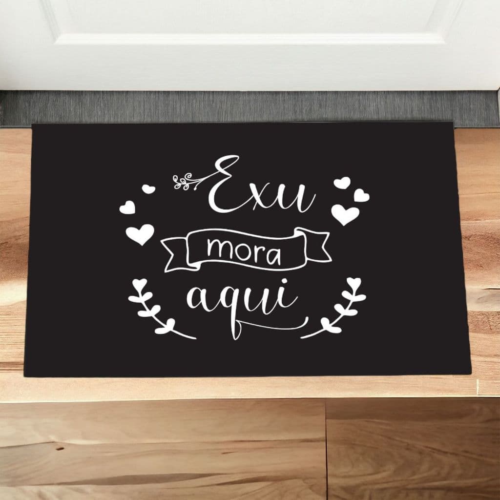 Tapete para porta de entrada - Exu mora aqui