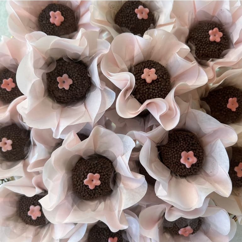 Forminhas de Doce Camélia Para Doces Finos