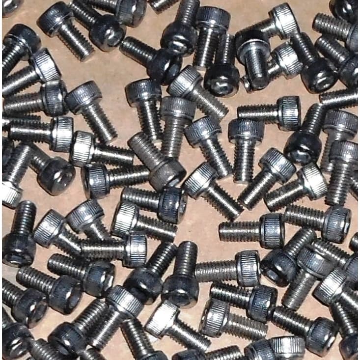 Parafuso Allen  M5 - Kit com 50 peças - 5x15mm tipo inox - Para suporte de caramanhola / garrafa agua  Bike