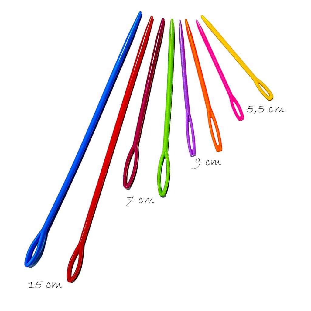 kit Agulhas Plásticas Tamanhos Variados Tapecaria Trico Croche - 8 Unidades
