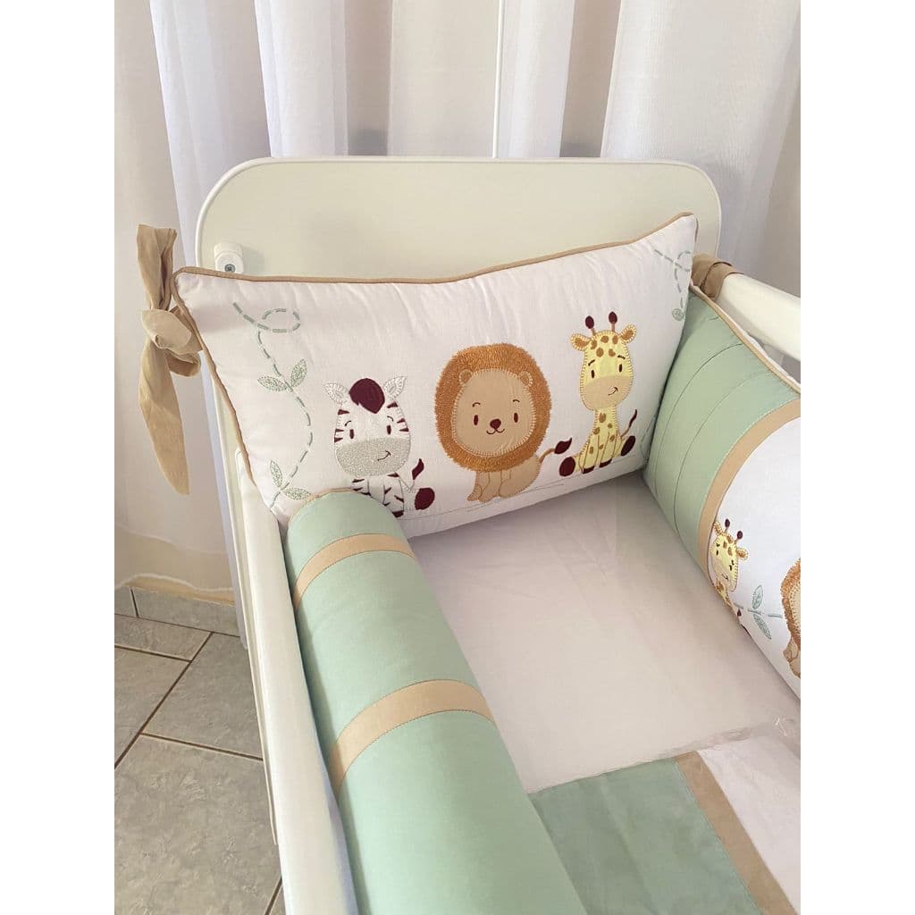 Kit Mini Berço Friends Safari Verde Erva Doce Com Branco 6 Peças