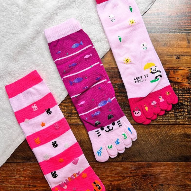 Kit 2 Pares Meia Dedinho Menina Cano Longo Looney Tunes Estampadas
