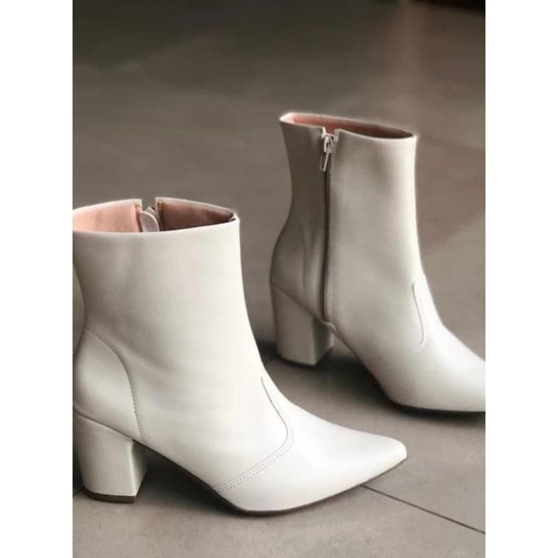 Bota Coturno Feminino Salto Elegante Moda Conforto Estilo Modelo Bico Fino