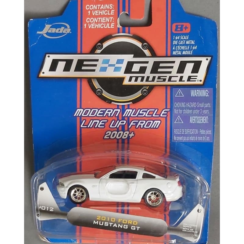 JADA FORD MUSTANG GT 2010 MUSCLE CAR LACRADO NA CARTELA ESCALA 1.64 TAMANHO 9CM COLEÇÃO ANTIGA NOVO