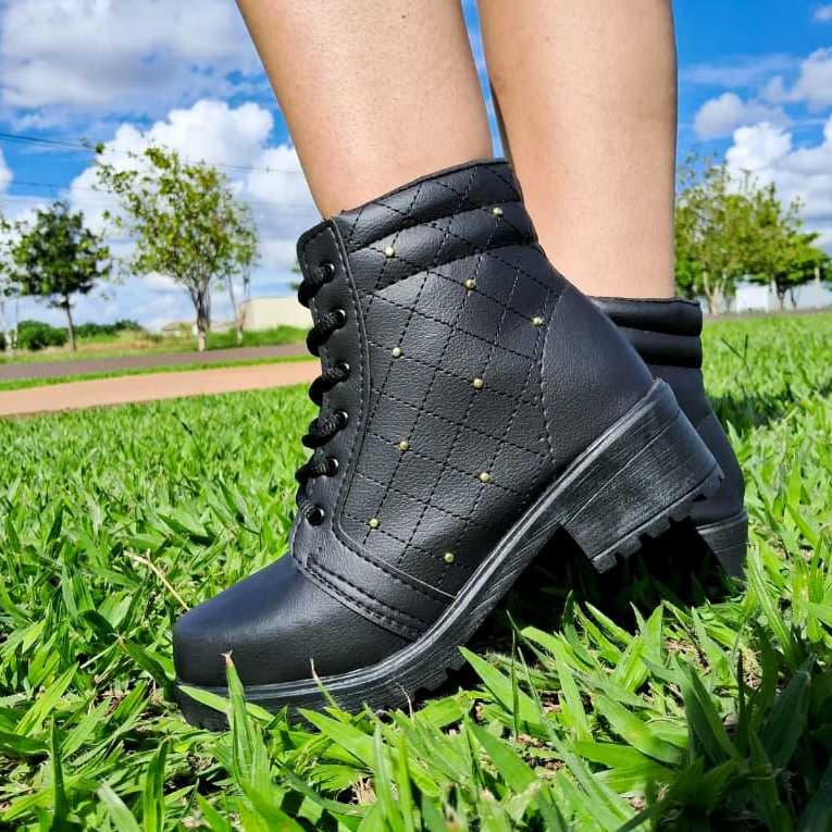 Coturno Feminino Bota Tratorada Macia Confortável Estilosa Casual Urbana Moderna Dia a Dia Moda