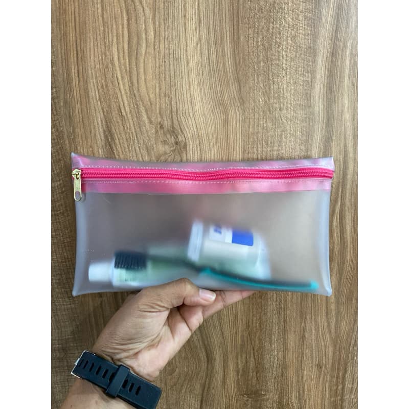 Necessaire kit higiene pessoal translúcida,muito útil para levar em sua bolsa, fácil visualização dos seus itens/envio/