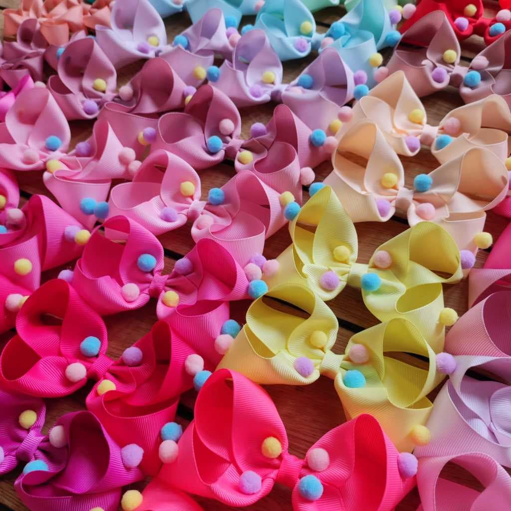 KIT 10 unidades BOUTIQUE POMPOM GRANDE no bico de pato, Acessório para cabelo infantil
