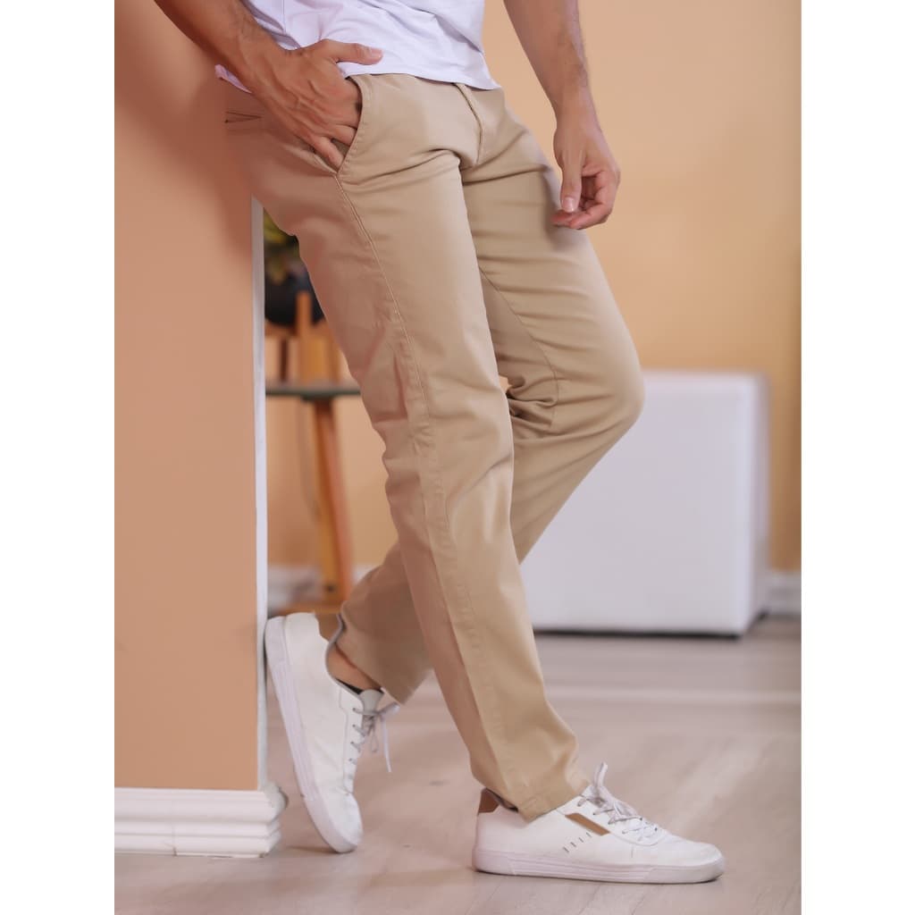 Calça Sarja Bolso Embutido Bolso Faca Sport Fino Social Masculino com Lycra Alta Durabilidade e Conforto