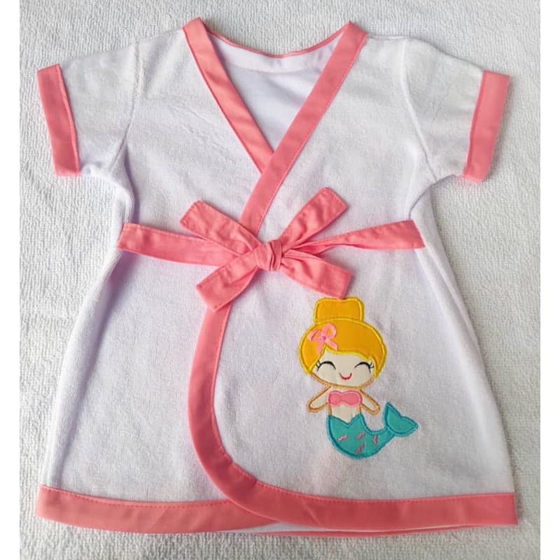 [Promoção Imperdível] Roupas para Bebê - Roupão Menina Bordado artesanal sereia - 6M a 1 ano Baby /Bebê  / Enxoval