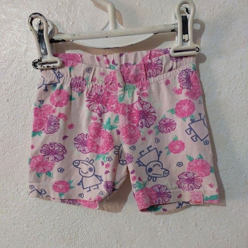 Short infantil pepa usada tamanho 2