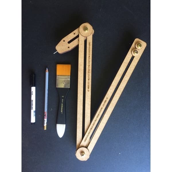 COMPASSO TELESCOPICO MDF PARA RISCAR MANDALAS - ABERTURA ATÉ 1,2 M