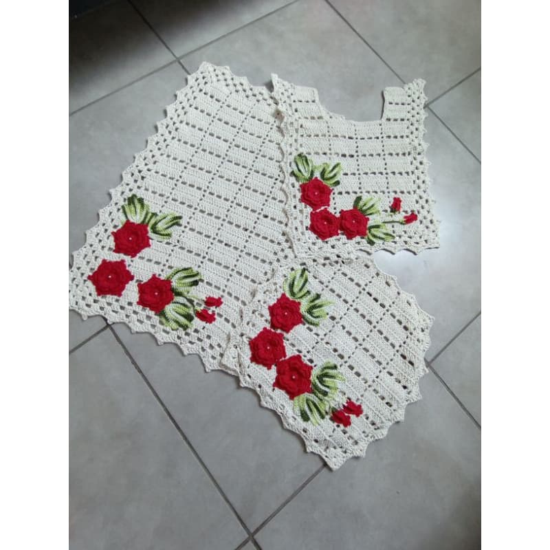 Kit Tapete Banheiro Crochê Flores Vermelhas 3 Peças - Decoração Artesanal