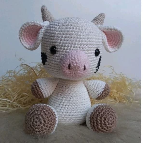 Vaquinha amigurumi vaca de crochê fazendinha