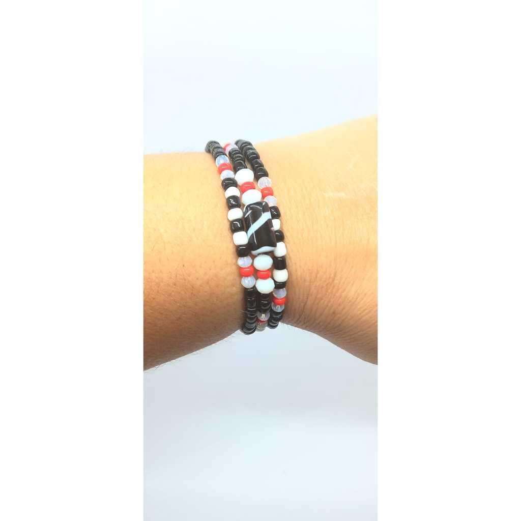 GUIA DE PROTEÇÃO – PULSEIRA – OBALUAÊ – LUXO – FIO DE CONTAS - UMBANDA CANDOMBLÉ ORIXÁ ENTIDADE