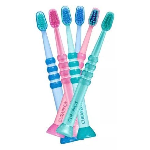 Escova de Dente Infantil Curaprox Baby Super Soft com 1 unidade