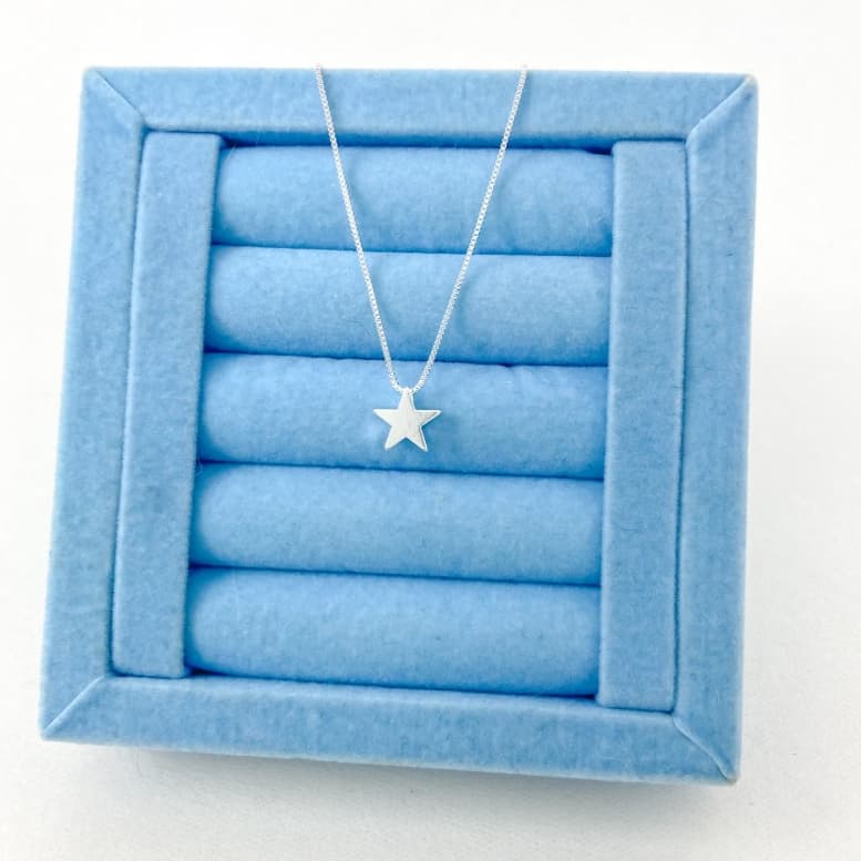Colar Estrela - Banhado a Prata - Cordão Feminino Delicado Minimalista Versátil Brilhoso