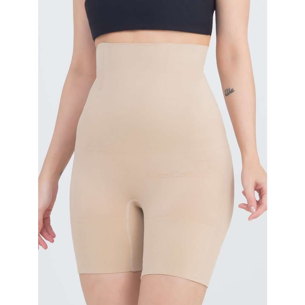Shorts modeladores ajudam as mulheres a reduzir a gordura da barriga