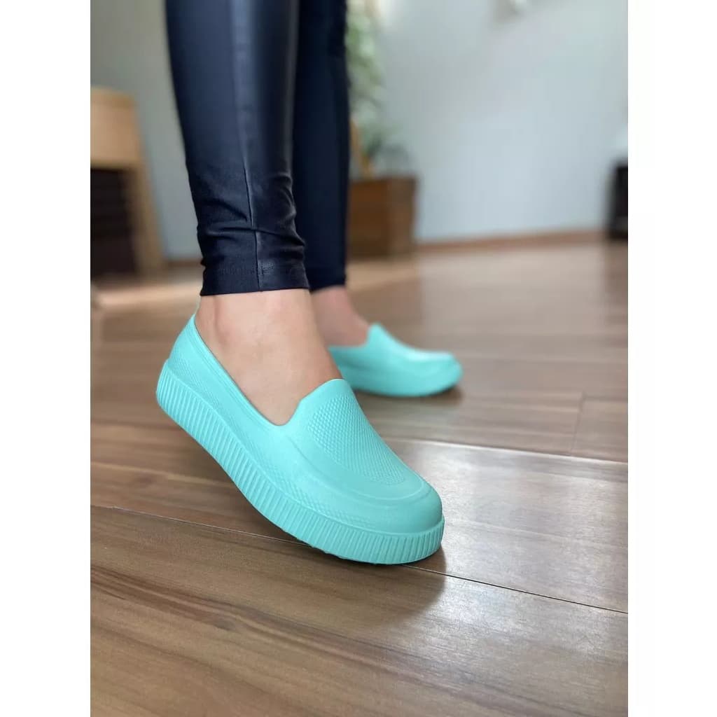 Sapatilha Ortopédica Feminina Slip On Profissional Calce Fácil Confortável Antiderrapante Leve E.V.A