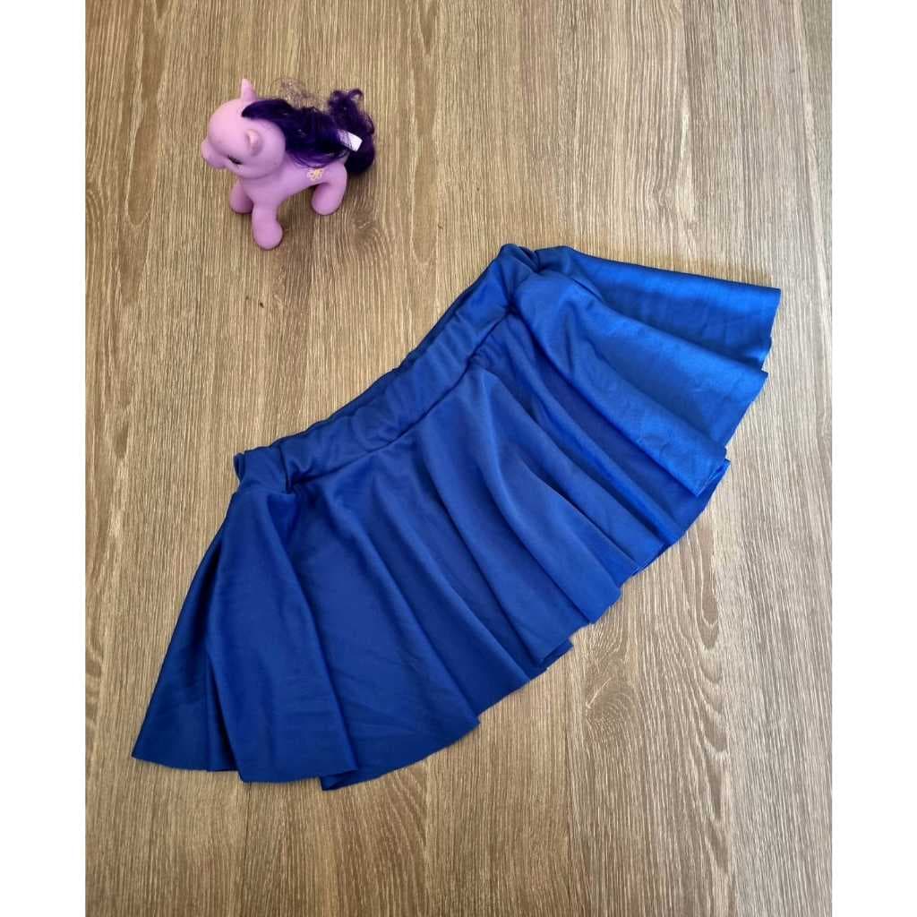 Saia dança ou balett curtinha.Azul royal, malha Helanquinha, tamanho 06 e 12.