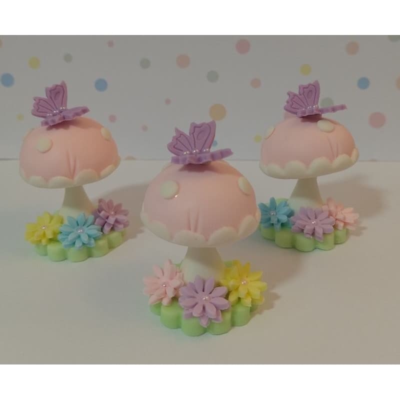 5 apliques cogumelo em biscuit Envio 15 dias úteis