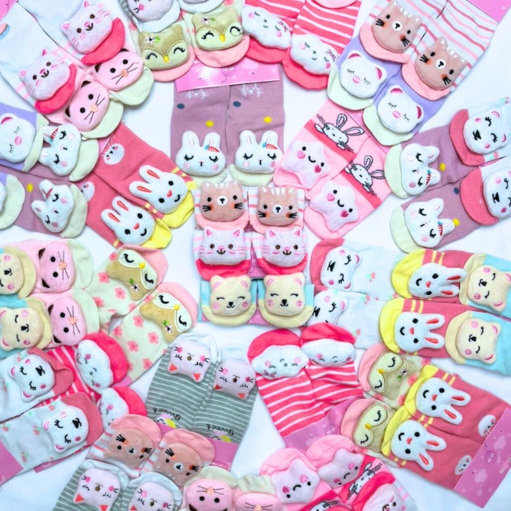 Kit 3 Pares de Meias Antiderrapante Para Bebê 3D Bichinhos Chocalho Menina De 0 a 24 Meses