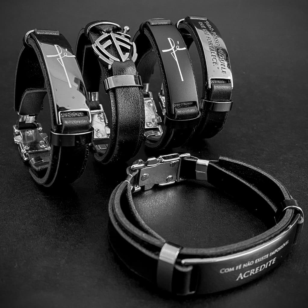 Pulseira Bracelete Masculina Feminina Religiosa Couro Ajustável Fé Pai Nosso Frases Bíblicas Cristã