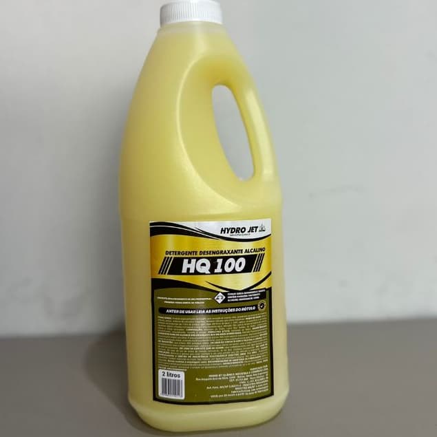Detergente Desengraxante Alcalino Solupan concentrado 2L para 200L de água Limpeza Pesada Uso geral Automotivo Hidro Jet