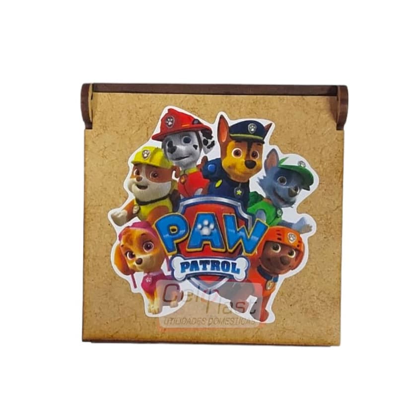 Kit com 50 caixinhas para festa de aniversário adesivadas 8x8x5