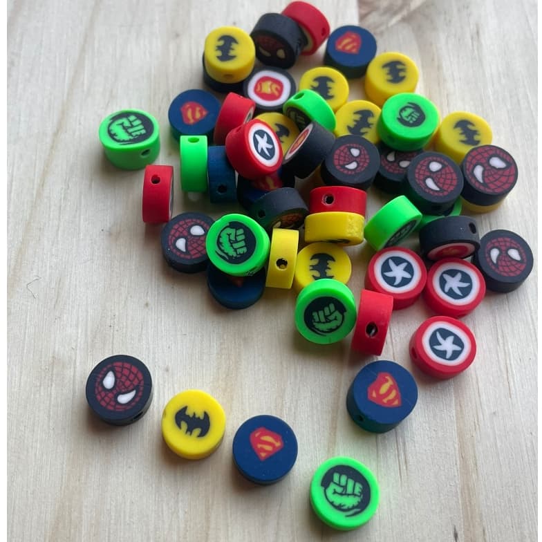 Entremeio Heróis 10mm com Furo - Pacote com 20 Unidades Variados