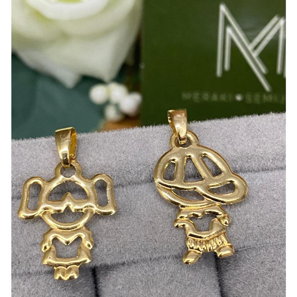 Pingente Menino ou Menina Banhado a ouro 18k