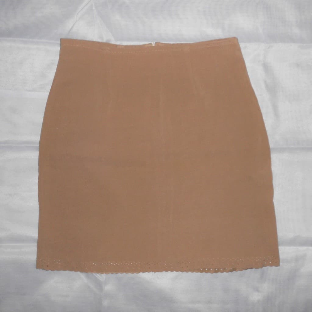 Saia Feminina TRIPULO bege nude curta - Tam P - ROUPAS e Acessórios em PROMOÇÃO Liquidação Queima Estoque !