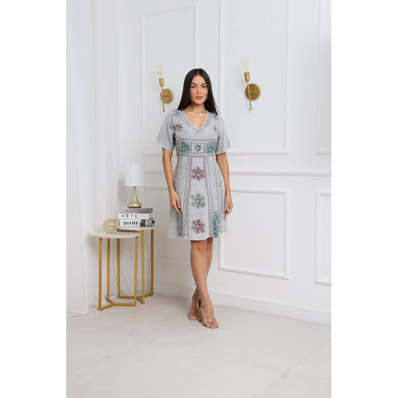 Vestido em tecido estone com manga