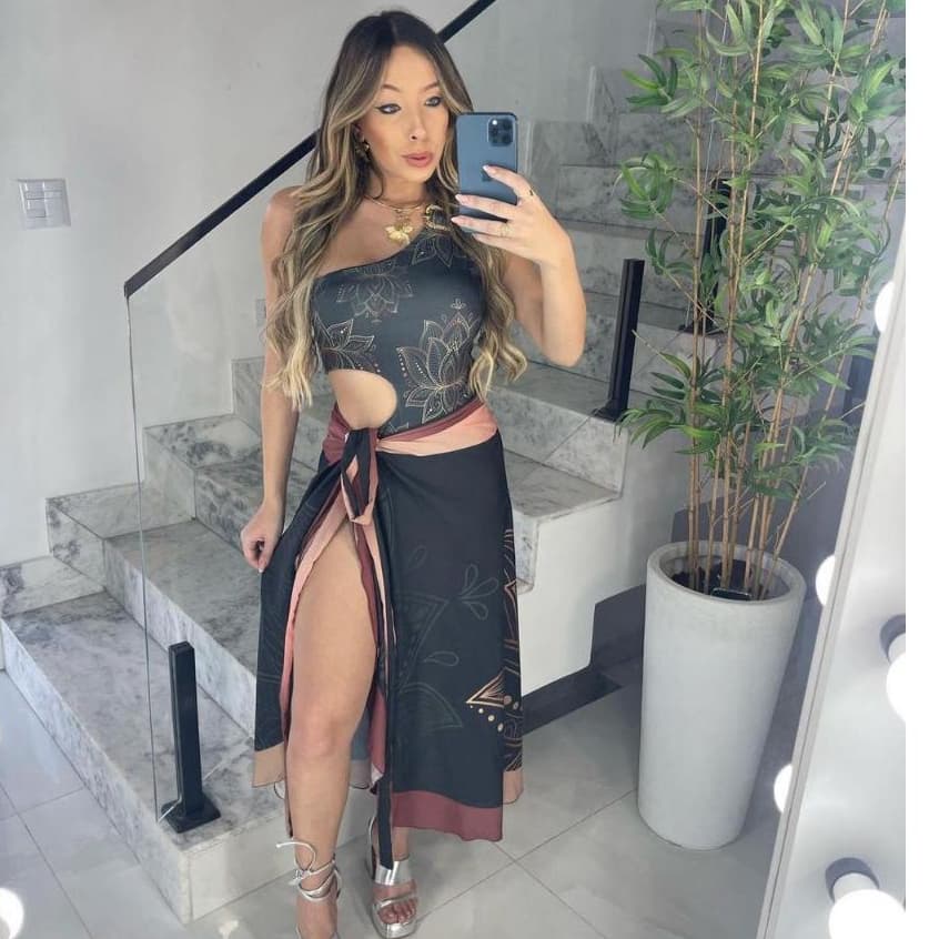 Kit Maiô + Saia Pareô de Praia Luxo Verão maio Feminino engana mamae biquini Nula Manga