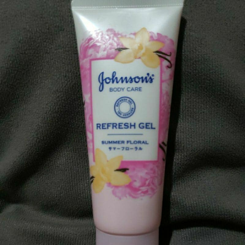 Hidratante Johnson’s Body Care Refresh Gel - Summer Floral 80ml- Fragrância de Verão