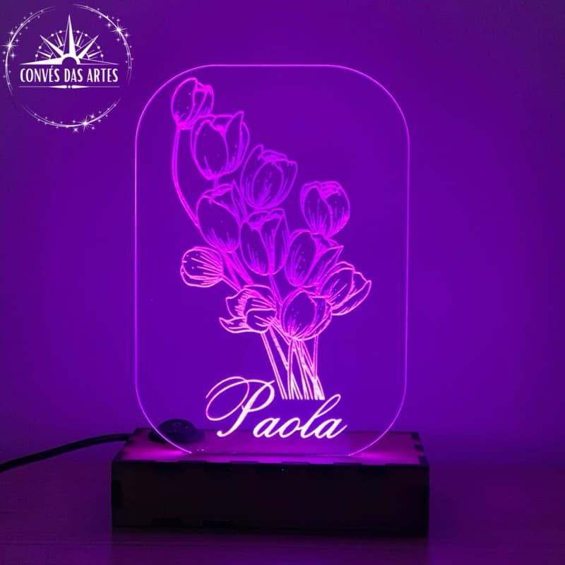 Luminária Personalizada Lírio/Decoração/Iluminação/Led/Luz/Abajur de mesa/Acrílico/Presente/Amor/Love/Delicado/Namorados
