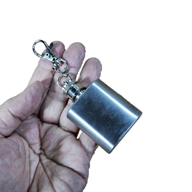 Chaveiro Cantil Porta Bebida Legítimo Inox 6x4.5x2cm 35g