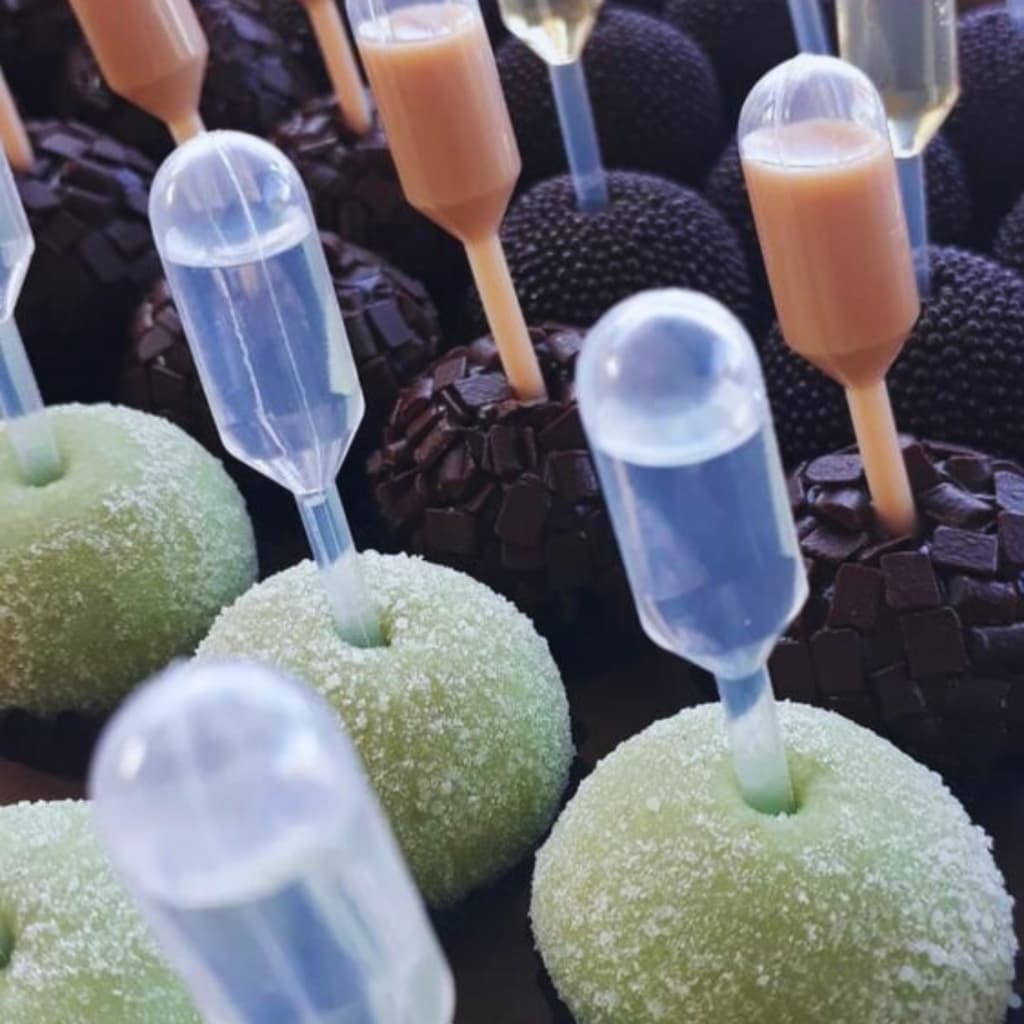 Pct c/ 50 100 150 ampolas saborizante cilindrica 0,5 ml para docinhos brigadeiro doce festa recheio