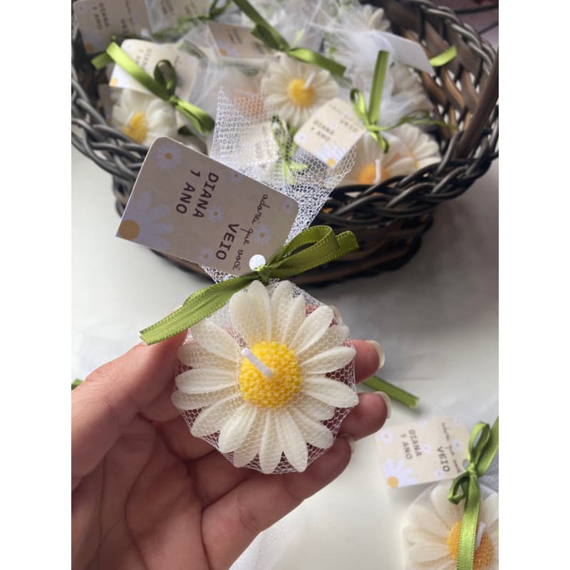 kit 20, 30 ou 40 velas aromáticas margarida - lembrancinha aniversário