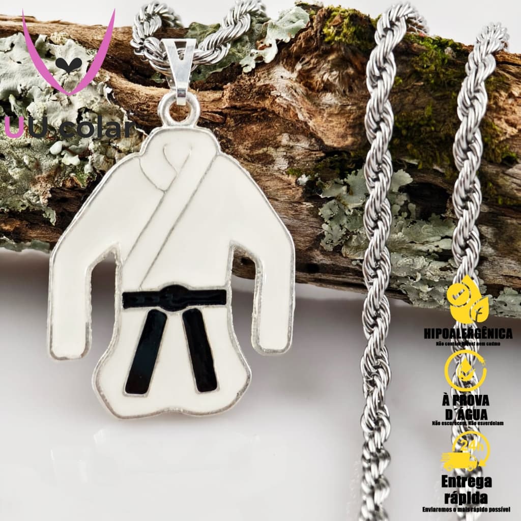 Colar de Jiu-Jitsu em Aço Inoxidável - Pingente de Kimono Branco com Faixa Preta, Estilo Esportivo e Elegante, Tendência de Moda