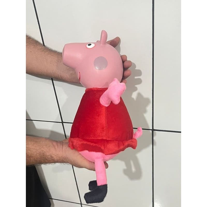 Peppa ping cabeça de borracha Pronta entrega mede 40 cm corpo de pelúcia