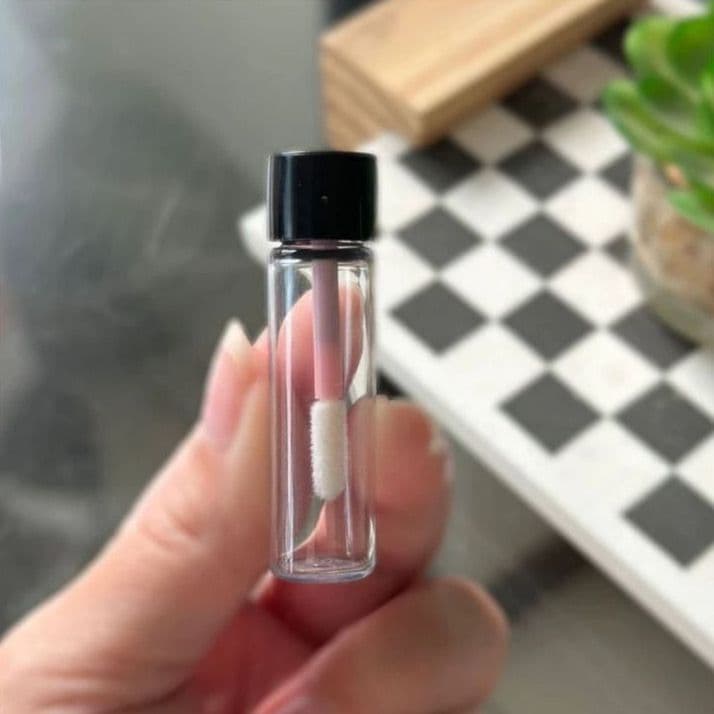 Kit 100 Mini Frasco de Batom ou Gloss Vazio Lip Tubo balm Repositor Recipiente Maquiadora Retoque