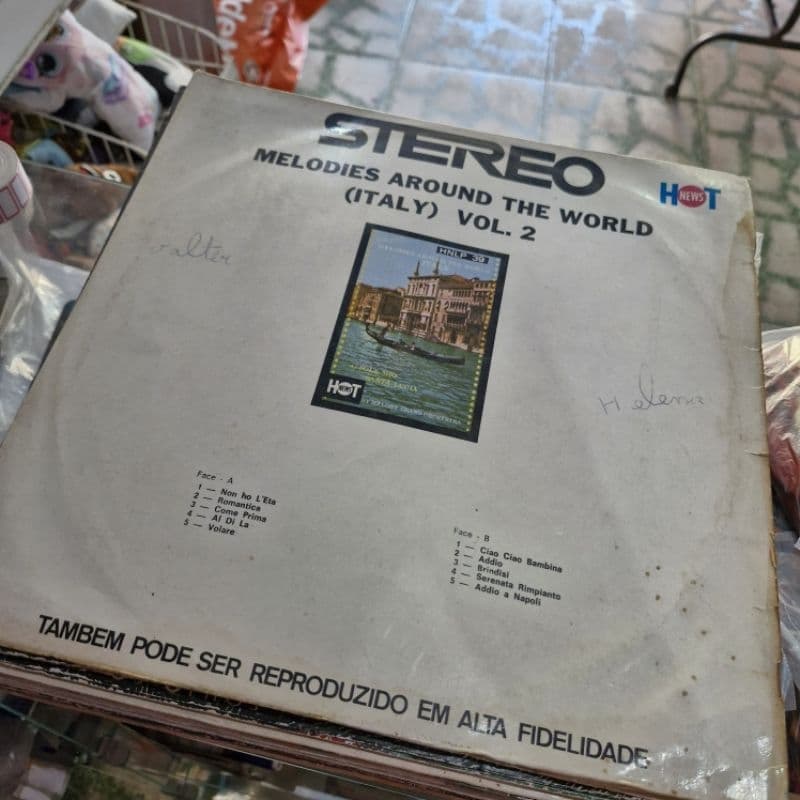 Disco LP  Viníl - Around the World  (Italy) vol.2