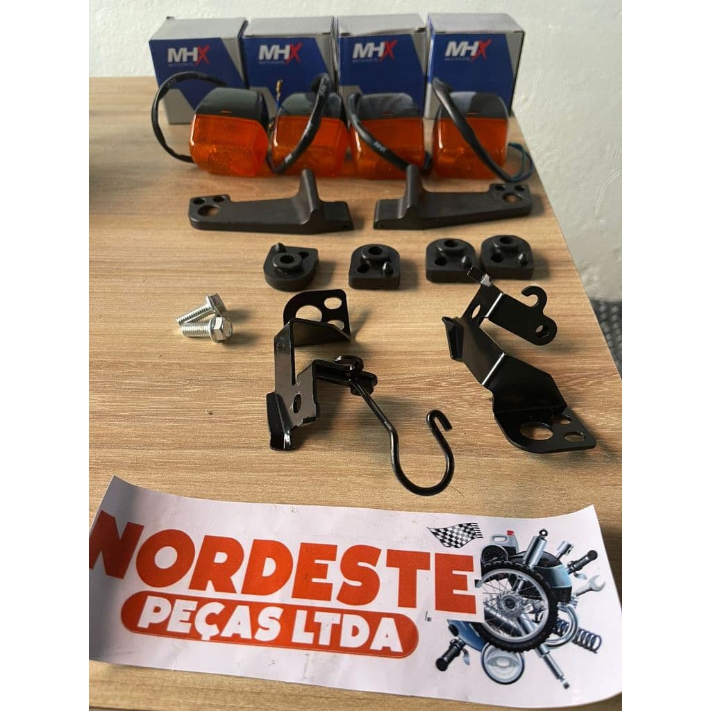 4 Pisca + 4 Suporte + 4 Coxim+2 parafusos  Honda xr 250 tornado